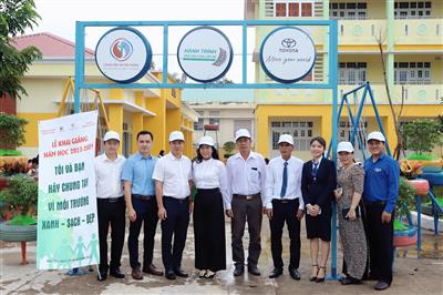 Lễ trao tặng cây xanh và khánh thành sân chơi “Toyota Chung tay xanh hoá học đường” năm 2023
