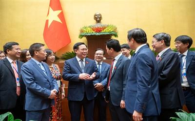 Luật mới, kỳ vọng mới