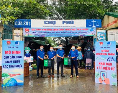 Mô hình chợ dân sinh giảm rác thải nhựa ở Hà Tĩnh