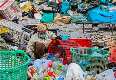 Mô hình tái chế nhựa tại các làng nghề trong bối cảnh thực thi EPR