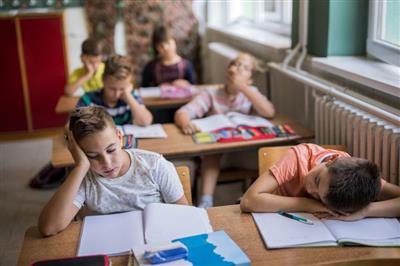 Nắng nóng gay gắt, nới rộng khoảng cách học tập trên toàn thế giới