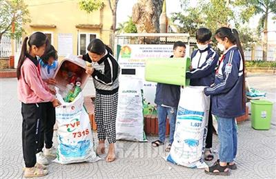 "Ngôi nhà kế hoạch nhỏ": Giáo dục thói quen phân loại rác cho học sinh