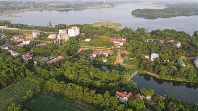 Nguy cơ mất tiền tỉ khi "ôm" đất ven hồ bằng giấy viết tay
