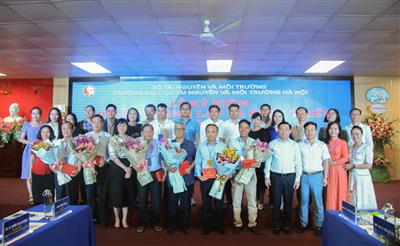 Nhiều nhà khoa học dự Hội thảo Khoa học “Phát triển và quản lý bền vững tài nguyên và môi trường"