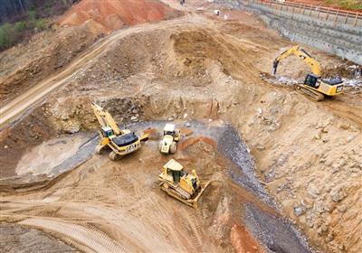 Nhiều quy định mới về đánh giá khoáng sản cát biển, đất hiếm