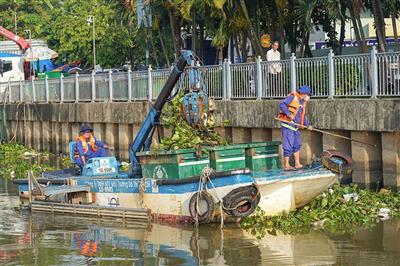Những con kênh cải tạo ngàn tỉ đang tái ô nhiễm