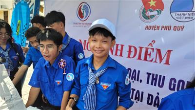 Nâng cao nhận thức về phân loại rác tại nguồn, giảm thiểu rác thải nhựa tại đảo Phú Quý, tỉnh Bình Thuận