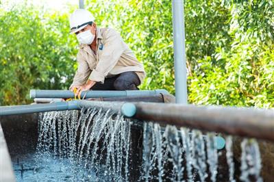 Nước sạch khơi nguồn mang niềm vui đến người dân miền Trung