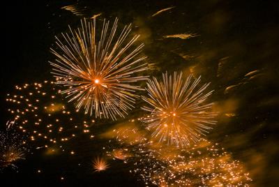 Pháo hoa rực sáng TP Việt Trì tại lễ hội Đền Hùng 2022