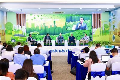 Phát triển ô tô 'xanh': Cơ hội đi cùng thách thức