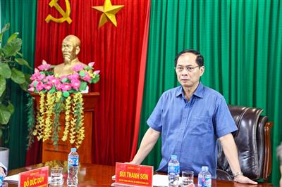 Phó Thủ tướng Bùi Thanh Sơn đi kiểm tra thiệt hại, chỉ đạo các biện pháp cấp bách khắc phục hậu quả cơn bão số 3 tại Yên Bái