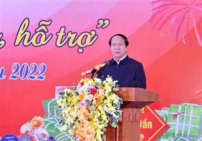 Phó Thủ tướng Lê Văn Thành vui "Tết sum vầy - Xuân bình an" với người lao động