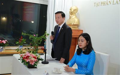 Phó Thủ tướng Trần Hồng Hà gặp gỡ kiều bào tại Phần Lan