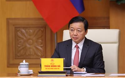 Phó Thủ tướng Trần Hồng Hà họp trực tuyến với Phó Thủ tướng Liên bang Nga Dmitry Chernyshenko