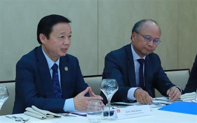 Phó Thủ tướng Trần Hồng Hà làm việc với lãnh đạo Cơ quan phát triển Pháp
