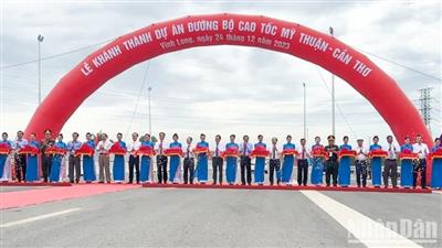 Phó Thủ tướng Trần Lưu Quang dự khánh thành cao tốc Mỹ Thuận-Cần Thơ