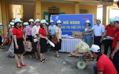 Phụ nữ Hà Nam hưởng ứng Ngày môi trường thế giới