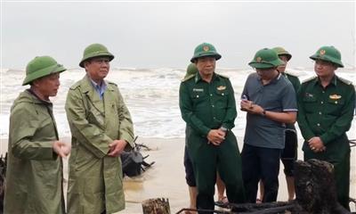 Quảng Bình tìm phương án khắc phục sạt lở bờ biển phường Quảng Phúc