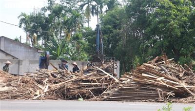 Quảng Nam: Khu dân cư bị 'tra tấn' bởi xưởng băm gỗ