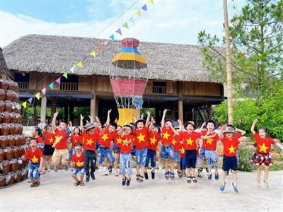 Quảng Ninh Gate - Điểm du lịch đáng nhớ của tuổi học trò