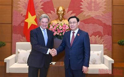 Quốc hội, Chính phủ sẵn sàng tạo điều kiện để các doanh nghiệp Hoa Kỳ hoạt động tại Việt Nam