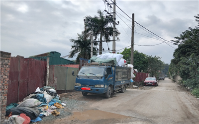 Quốc Oai (Hà Nội): Cơ sở thu gom tái chế phế liệu gây ô nhiễm môi trường