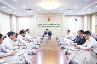 Tham vấn chuyên gia quốc tế về quản lý tài nguyên và môi trường