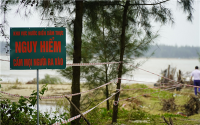 Thanh Hóa: Công bố tình huống khẩn cấp sạt lở, xâm thực bờ biển cửa Lạch Hới