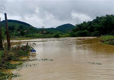 Thanh Hóa: Hàng trăm học sinh phải nghỉ học do mưa lớn, lũ lên cao