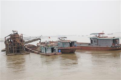 Thanh tra việc cấp phép khai thác khoáng sản làm vật liệu xây dựng