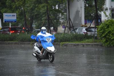 Thời tiết ngày 1/4: Bắc Bộ và Trung Bộ mưa rào và dông, trời rét