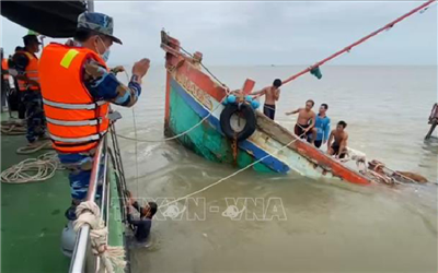 Thời tiết ngày 15/2: Áp cao lạnh gây gió giật cấp 7-8 vùng biển Bắc Biển Đông