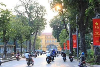 Thời tiết ngày 2/11: Bắc Bộ lạnh về đêm và sáng, bão số 7 suy yếu và tan dần