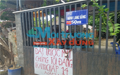 Thủ Đức - TP. Hồ Chí Minh: Bị bọc kín lối đi, dân bức xúc kêu cứu nhiều năm