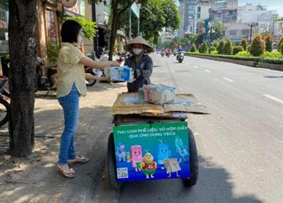Thu gom vỏ hộp giấy bảo vệ môi trường qua ứng dụng smartphone