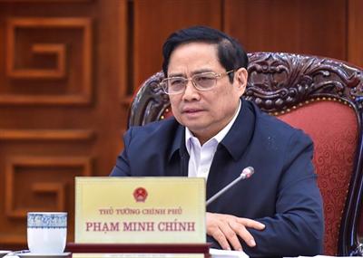 Thủ tướng: Hoàn thành sớm nhất việc tiêm vaccine cho trẻ 12-18 tuổi