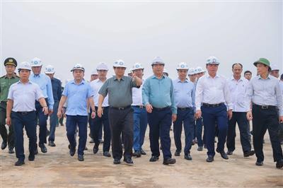 Thủ tướng: Sân bay Long Thành phải hoàn thành trong năm 2025, không thể chậm hơn