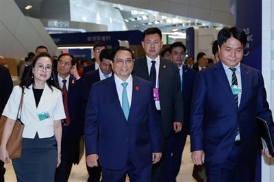 Thủ tướng tham dự Phiên khai mạc toàn thể Hội nghị WEF Đại Liên