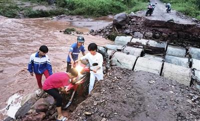 Thủ tướng yêu cầu chủ động ứng phó với mưa lũ tại khu vực Bắc Bộ