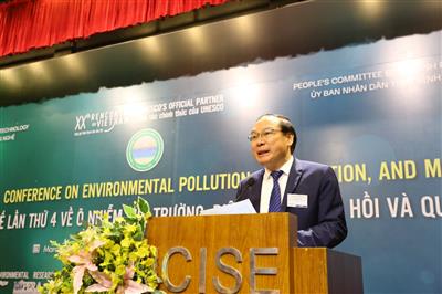 Tìm giải pháp cho các thách thức về môi trường