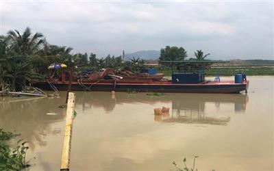 Tỉnh Nam Định xử phạt 03 cá nhân khai thác cát trái phép