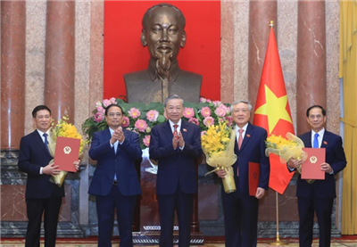 Tổng Bí thư, Chủ tịch nước Tô Lâm trao quyết định bổ nhiệm Phó Thủ tướng và Bộ trưởng