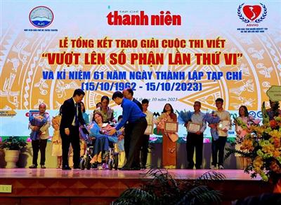 Trao giải cuộc thi viết 'Vượt lên số phận' lần VI và kỷ niệm 61 năm thành lập Tạp chí Thanh niên