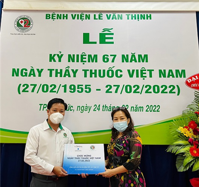 Tri ân bác sĩ và nhân viên y tế tham gia phòng chống dịch nhân Ngày Thầy thuốc Việt Nam