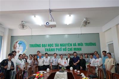 Trường Đại học TN&MT TP. Hồ Chí Minh: Thảo luận cơ hội hợp tác nghiên cứu khoa học và định hướng giáo dục cho sinh viên
