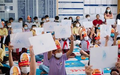 Trường học Xanh - Sạch - Sáng - 4 mùa hoa ở huyện A Lưới- Thừa Thiên Huế