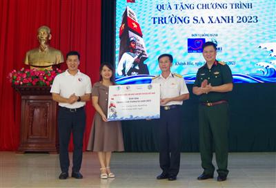 Trường Sa Xanh - góp phần cải tạo môi trường sinh thái nơi đầu sóng