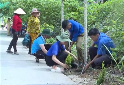 Tuổi trẻ Hậu Giang tích cực bảo vệ môi trường từ những việc làm nhỏ, hữu ích