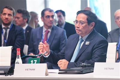 Việt Nam sẽ chuyển đổi nhanh từ điện than sang năng lượng tái tạo