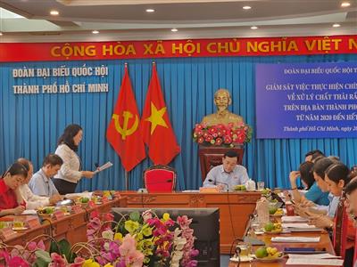 Xử lý rác là vấn đề của toàn xã hội